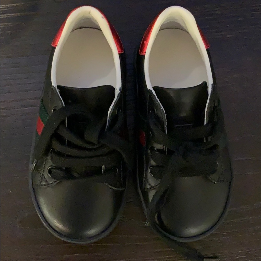 Baby Size 21 Gucci shoes worn a couple of times